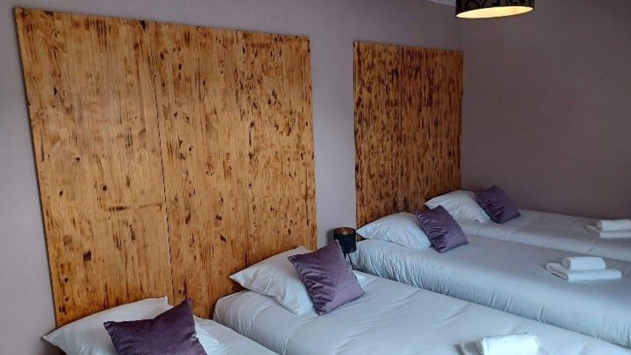 Photo of Bedroom in Savigne-lʼEveque
