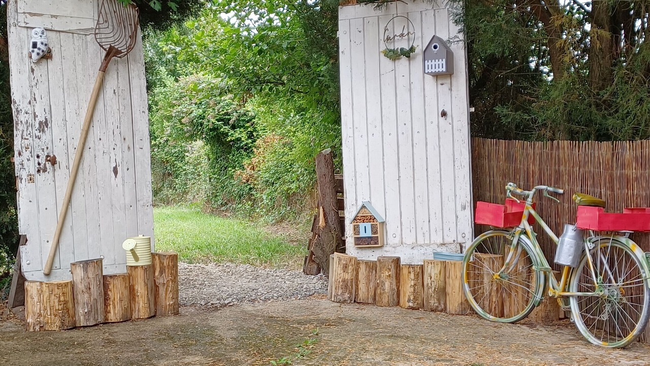 Photo of Outdoor in Savigne-lʼEveque