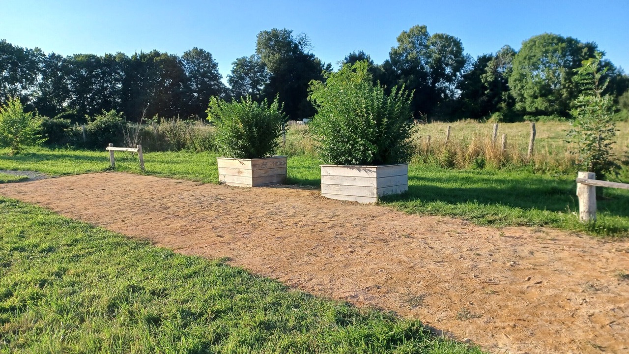 Photo of Outdoor in Savigne-lʼEveque