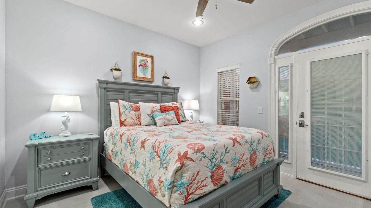 Photo of Bedroom in Lullwater Beach