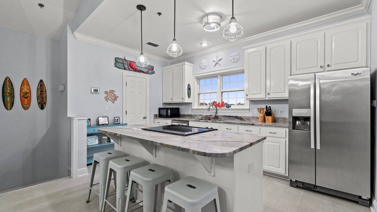 Photo of Kitchen in Lullwater Beach