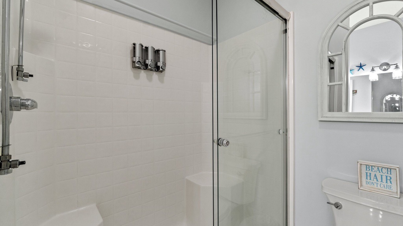 Photo of Bathroom in Lullwater Beach