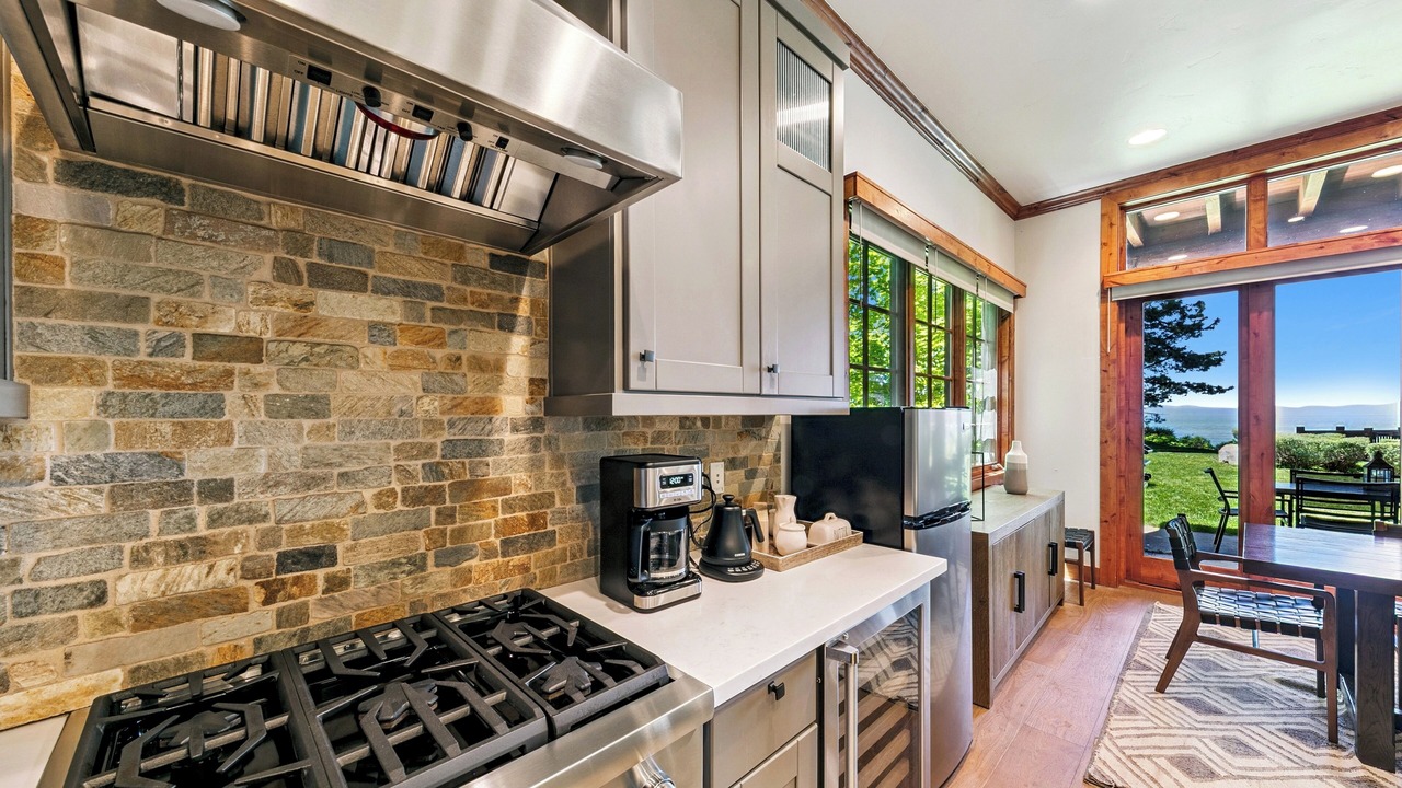 Photo of Kitchen in Sierra Shores