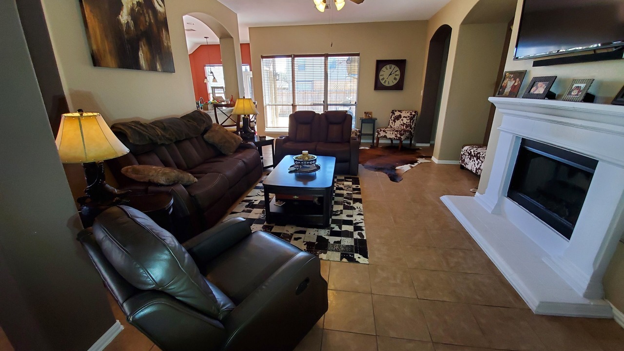 Photo of Livingroom in Pflugerville