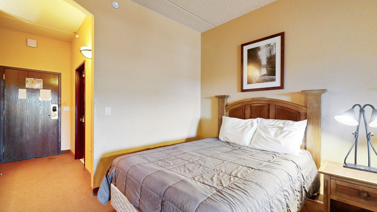 Photo of Bedroom in Wisconsin Dells