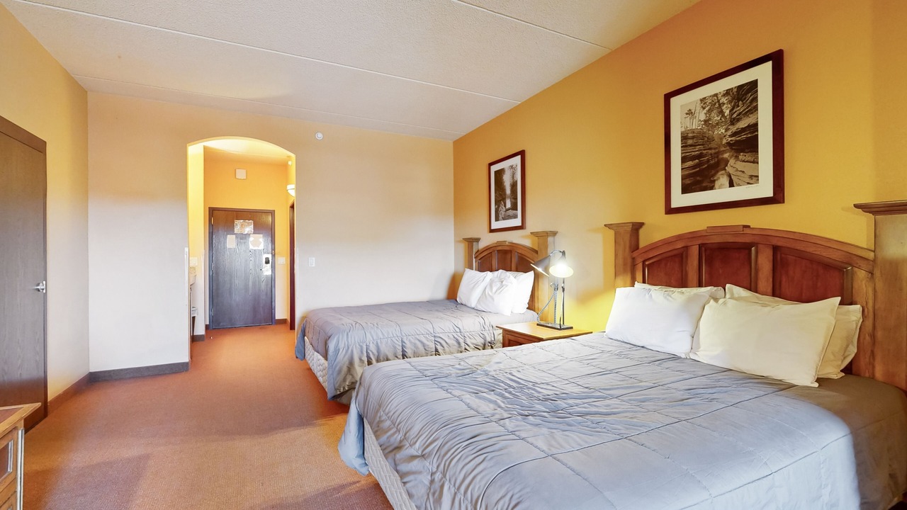 Photo of Bedroom in Wisconsin Dells