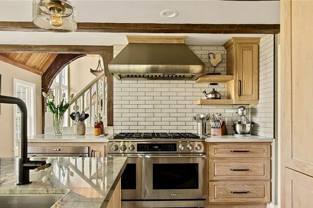 Photo of Kitchen in Lake Arrowhead