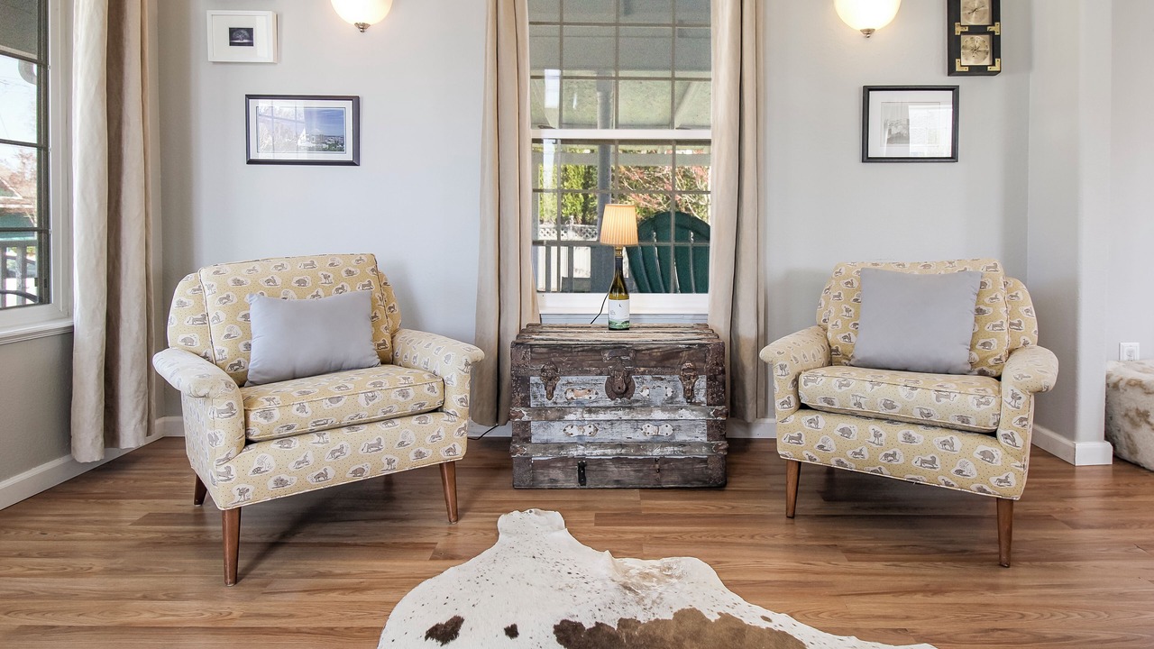Photo of Livingroom in McMinnville