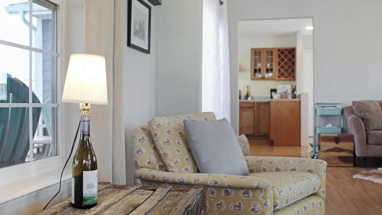 Photo of Livingroom in McMinnville