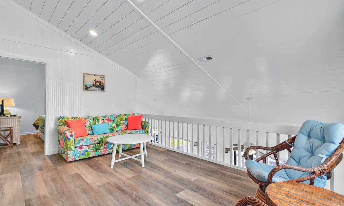 Photo of Livingroom in Caswell Beach