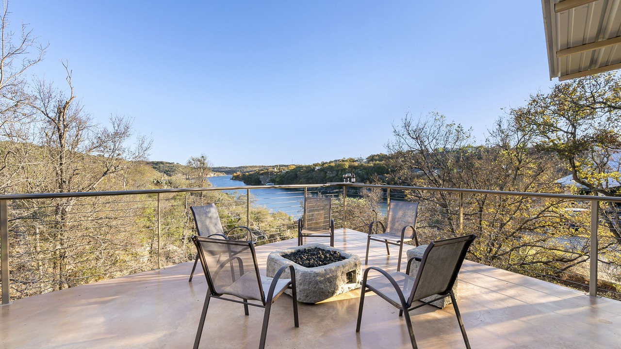 Photo of Patio Balcony in Marble Falls