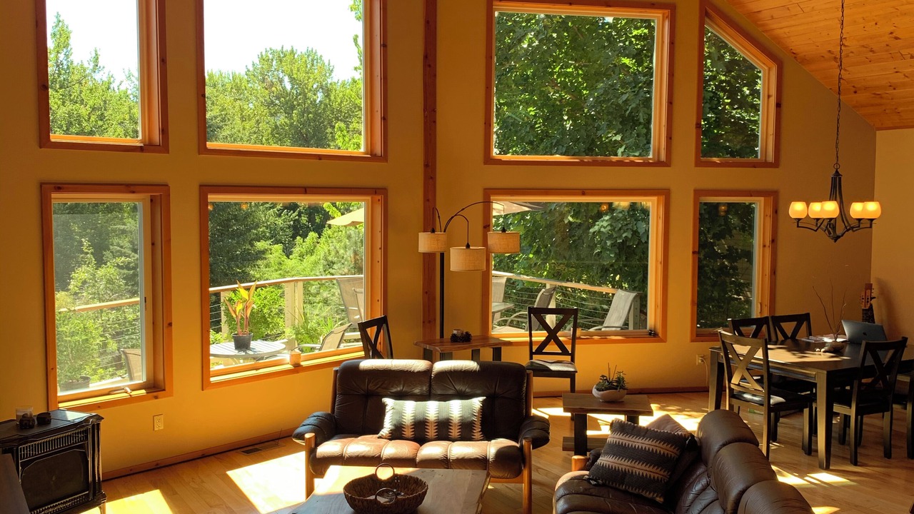 Photo of Bedroom in Downtown Leavenworth