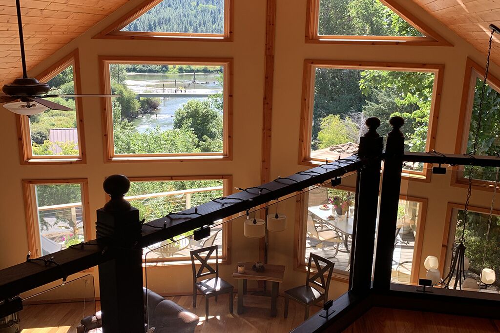 Photo of Others in Downtown Leavenworth