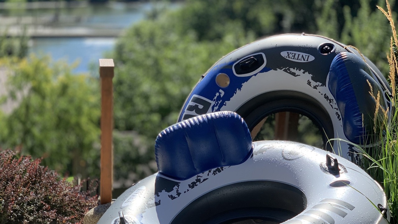 Photo of Others in Downtown Leavenworth