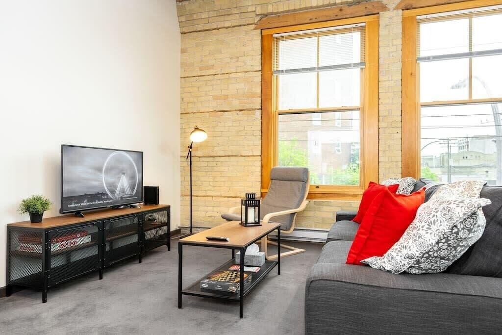 Photo of Livingroom in Exchange District