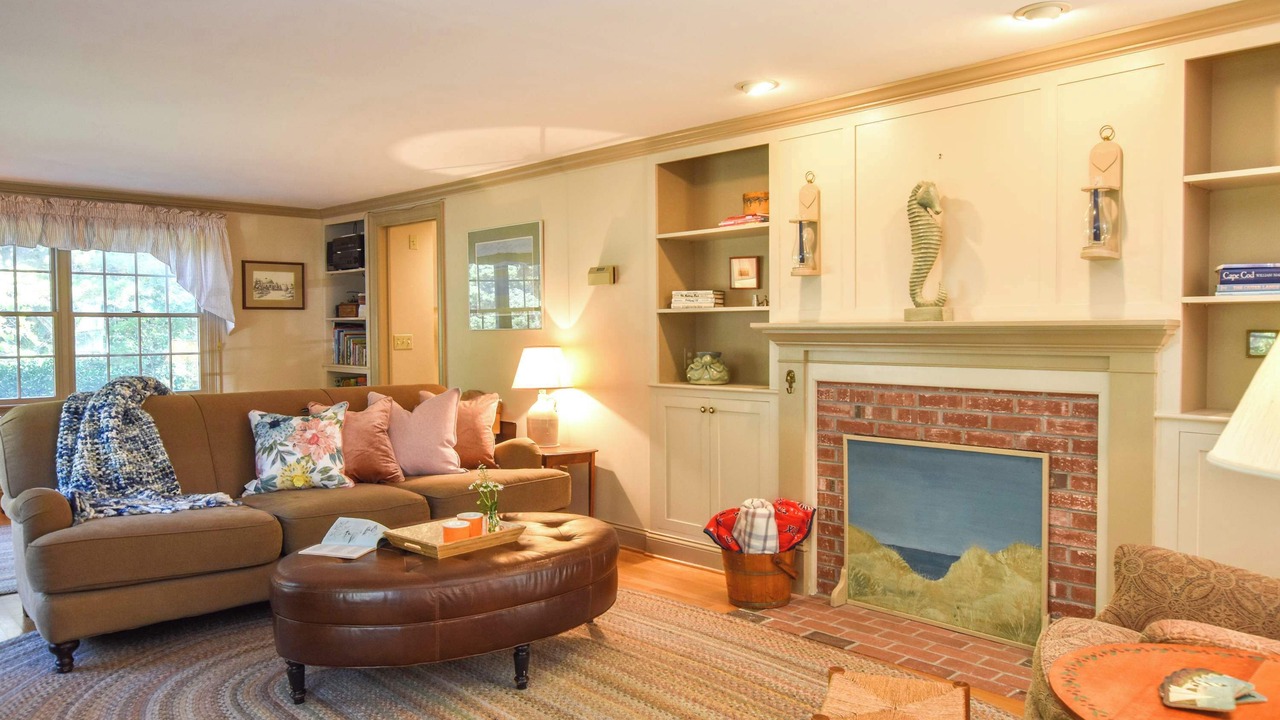 Photo of Livingroom in North Eastham