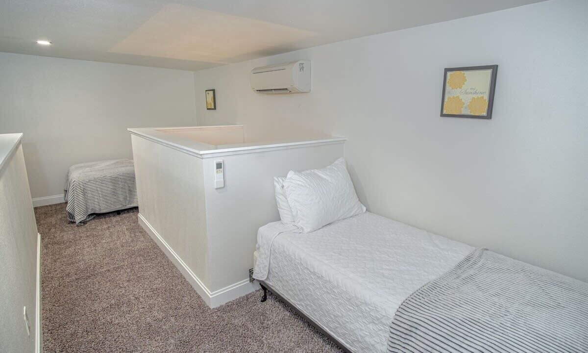 Photo of Bedroom in Near East Side