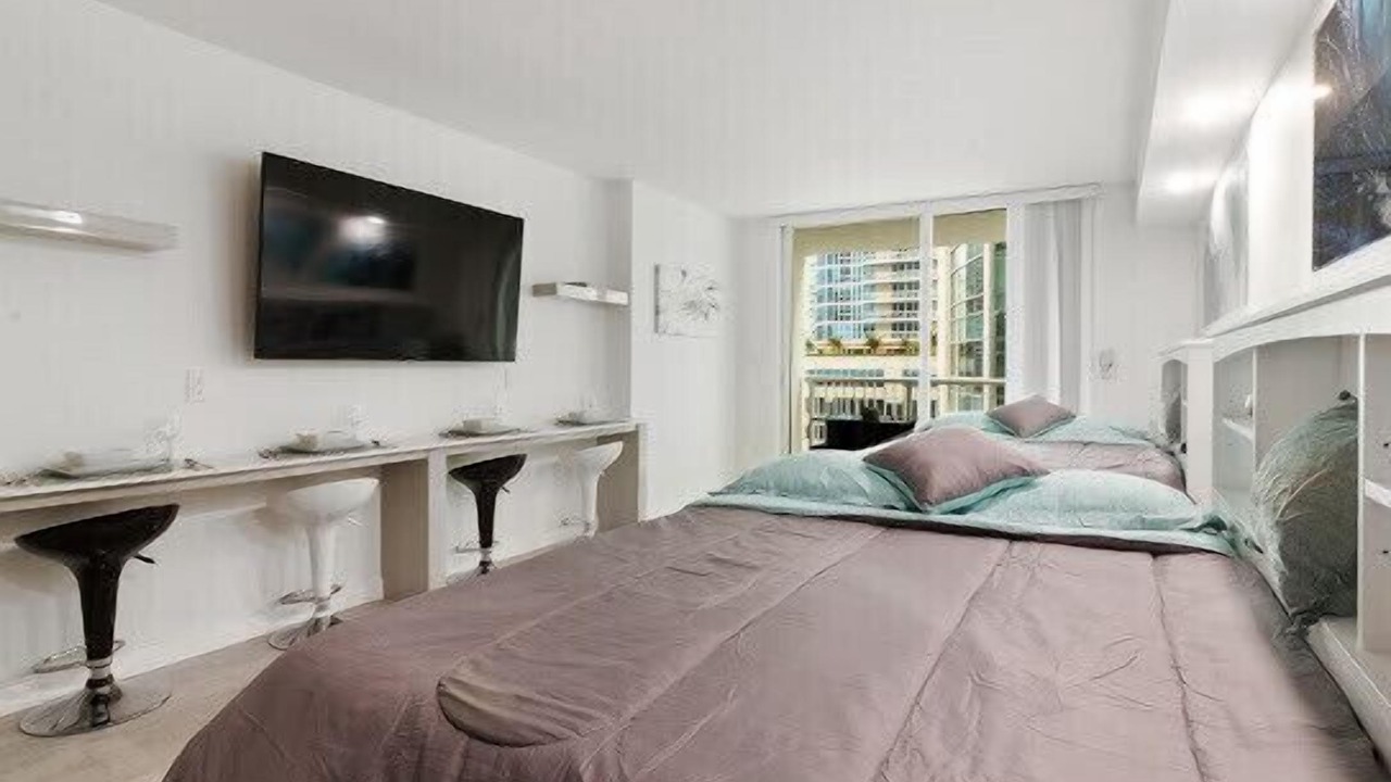 Photo of Bedroom in Brickell