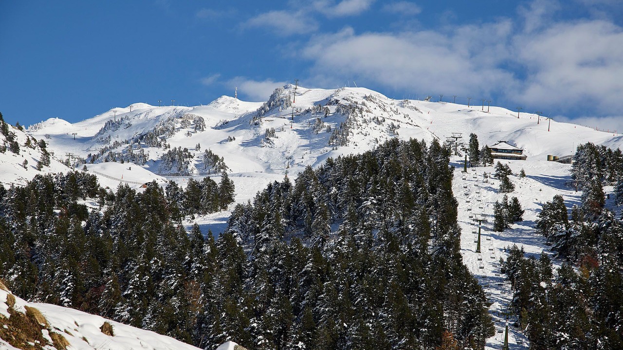 Photo of Outdoor in Beret
