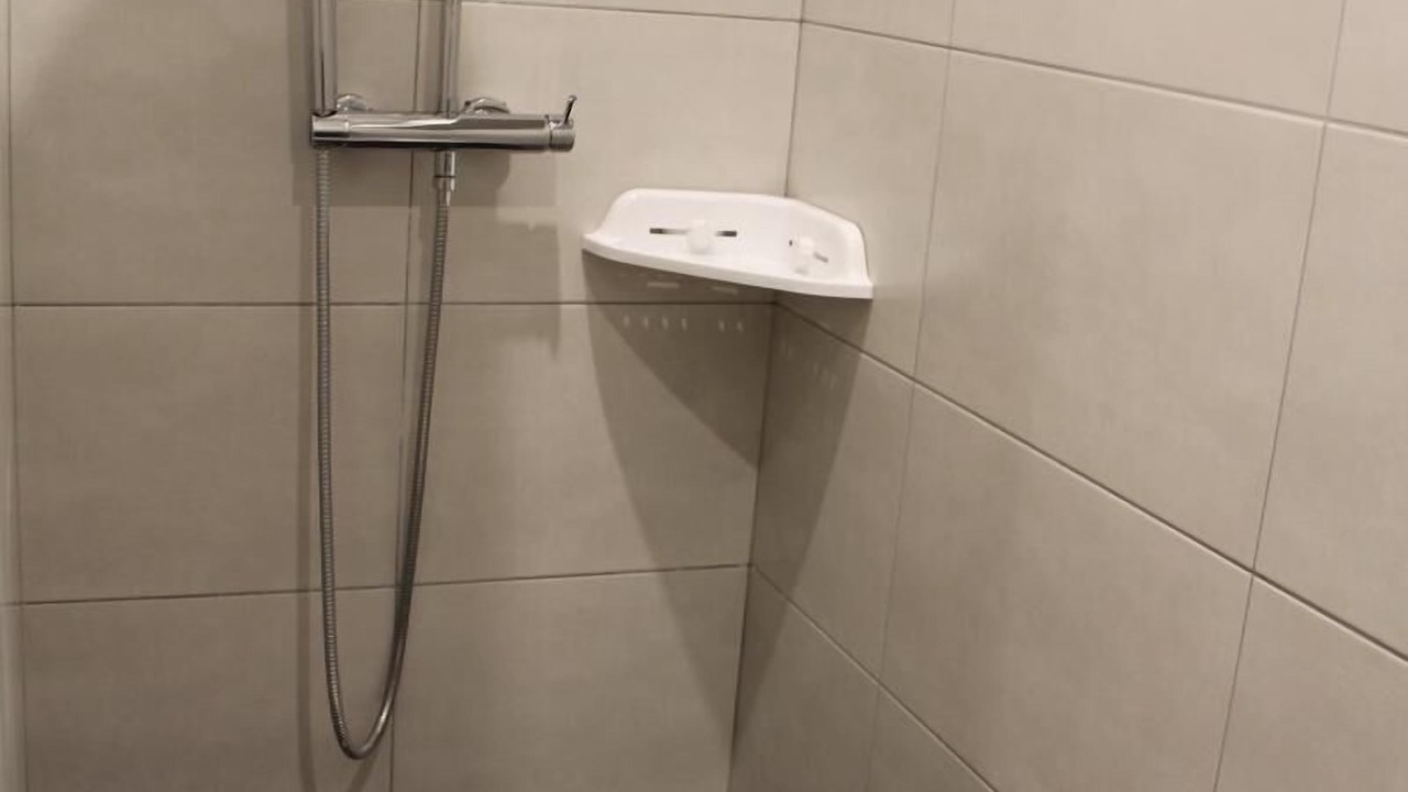 Photo of Bathroom in Briey