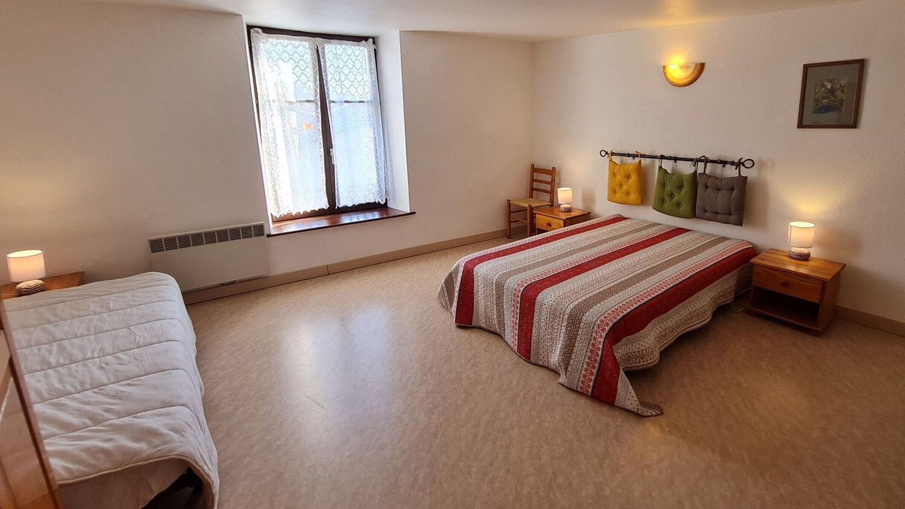 Photo of Bedroom in Pulney