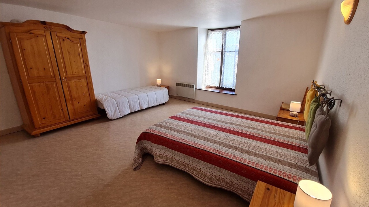 Photo of Bedroom in Pulney