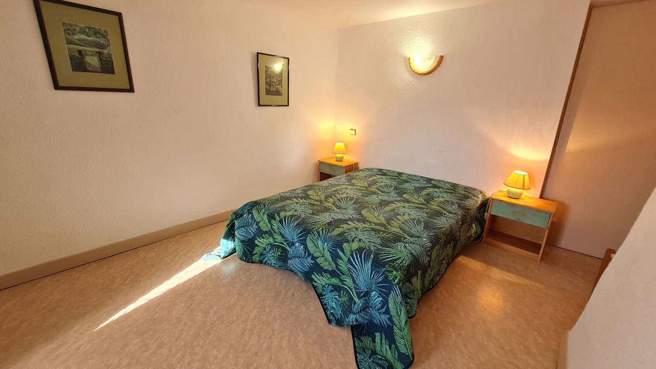 Photo of Bedroom in Pulney