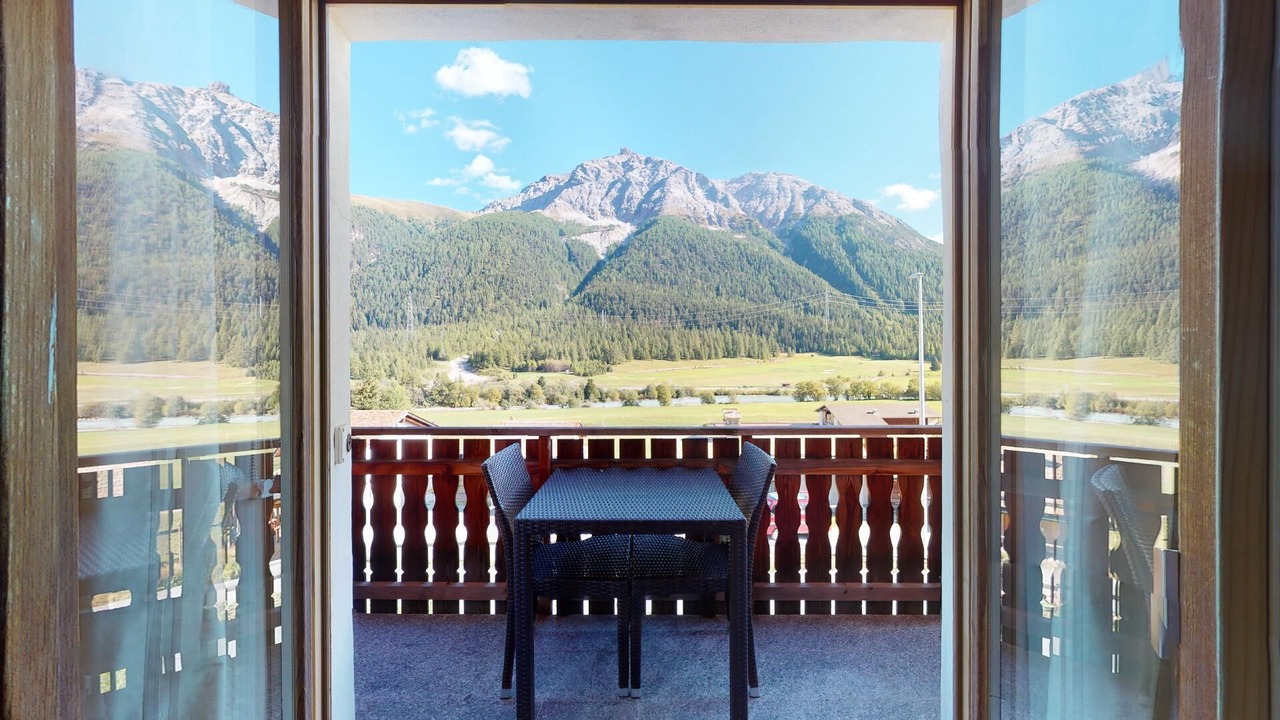 Photo of Outdoor in Madulain