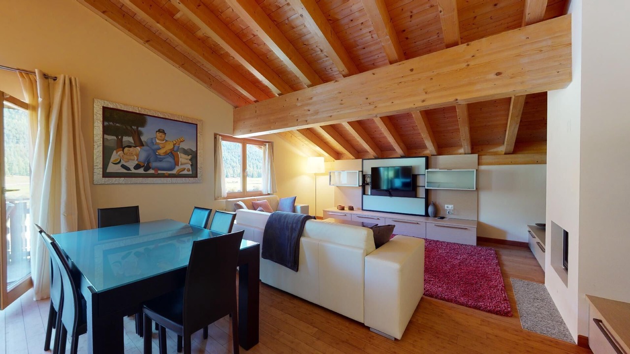 Photo of Livingroom in Madulain