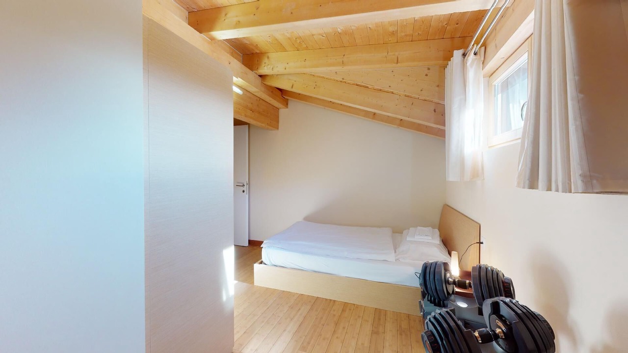Photo of Bedroom in Madulain