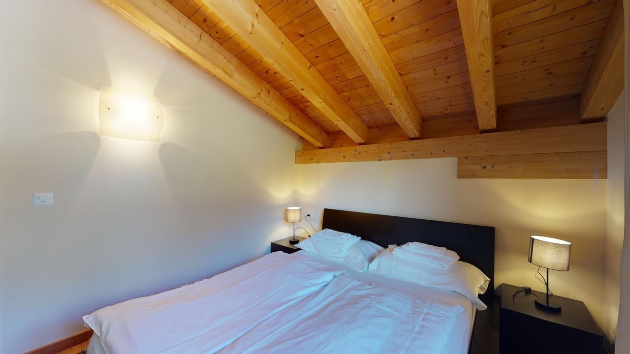 Photo of Bedroom in Madulain