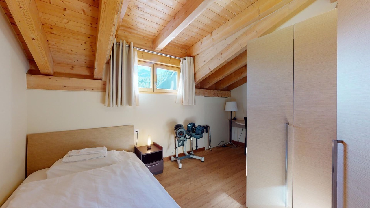 Photo of Bedroom in Madulain