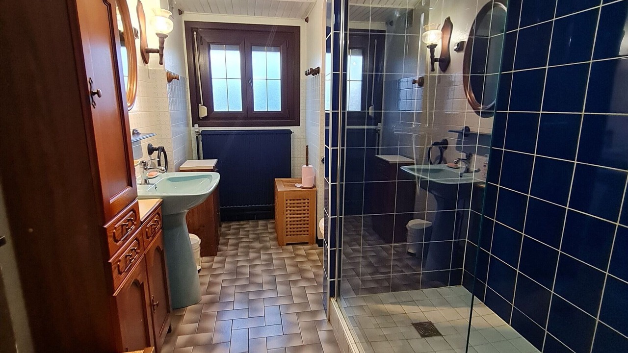 Photo of Bathroom in Thelod