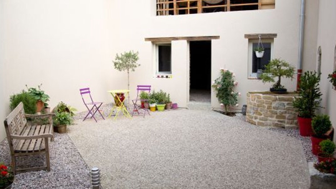 Photo of Patio Balcony in Laneuveville-devant-Bayon