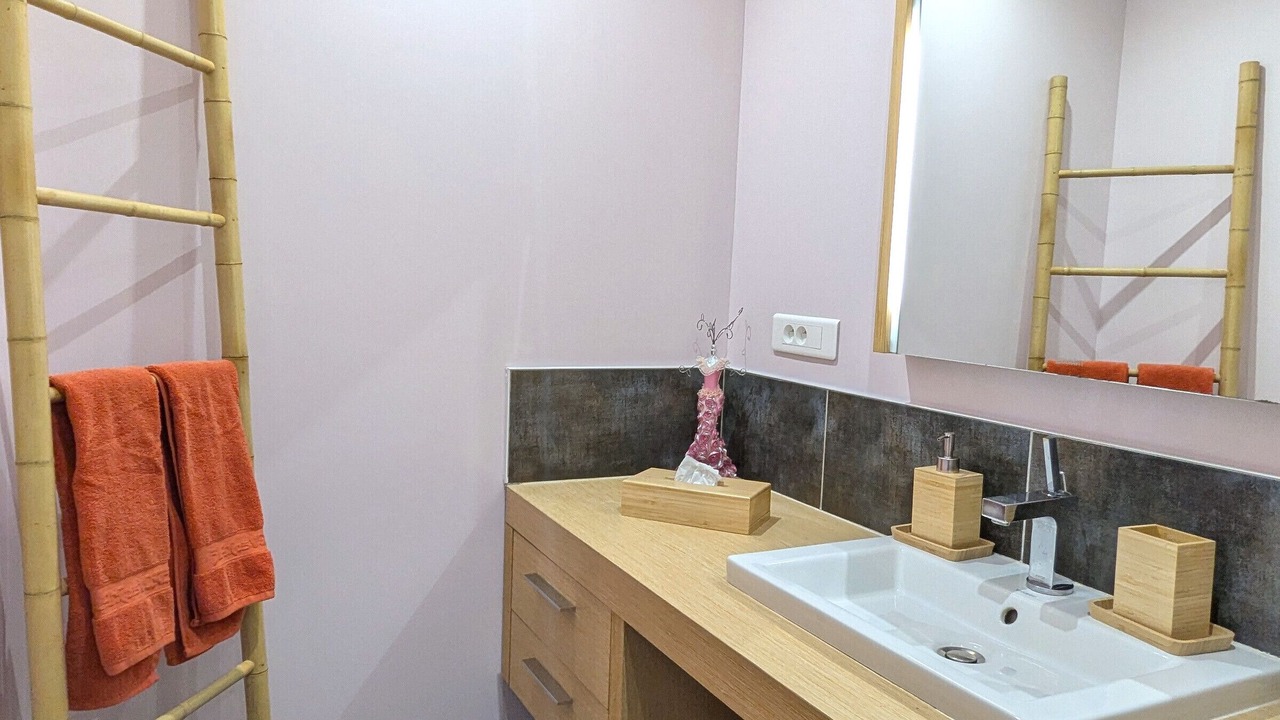Photo of Bathroom in Villey-le-Sec
