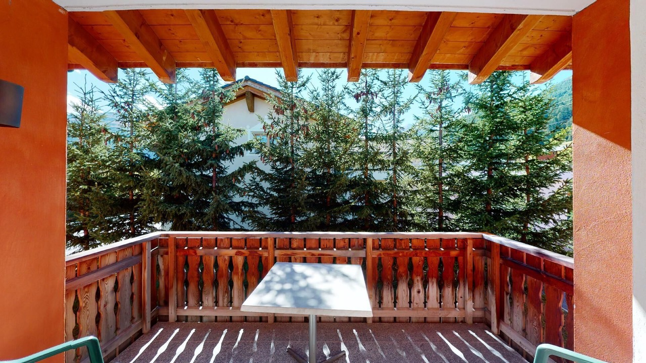 Photo of Outdoor in Madulain