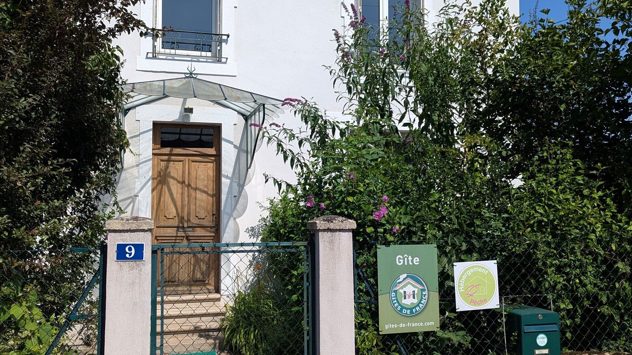 Photo of Outdoor in Virecourt