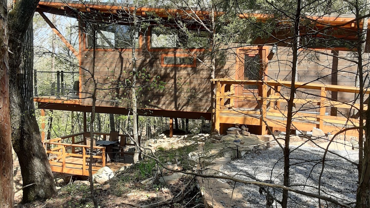 Photo of Outdoor in Alix