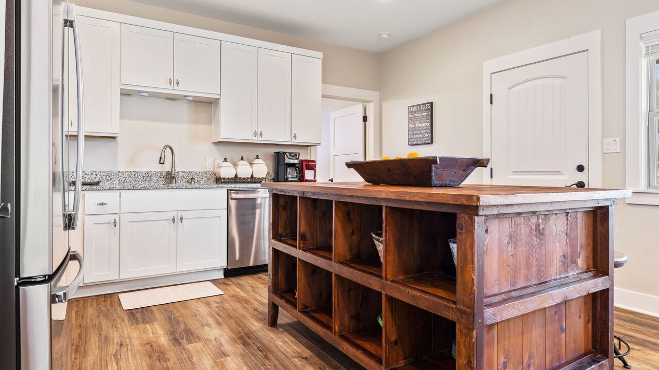 Photo of Kitchen in Round Mountain