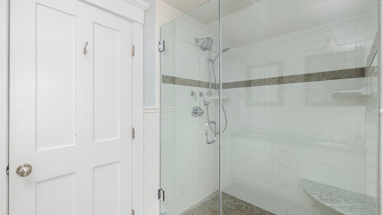 Photo of Others in Matunuck