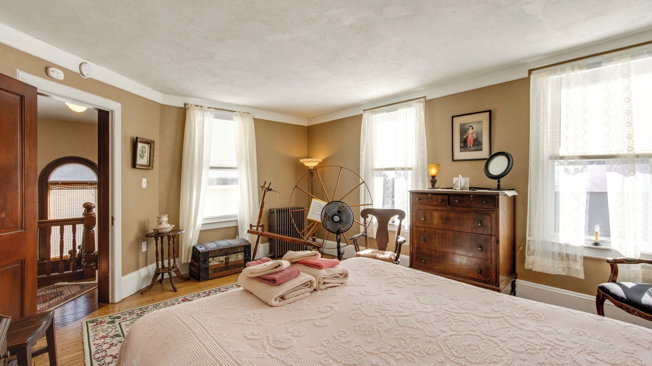 Photo of Bedroom in White Haven