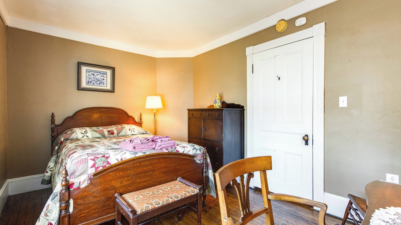 Photo of Bedroom in White Haven