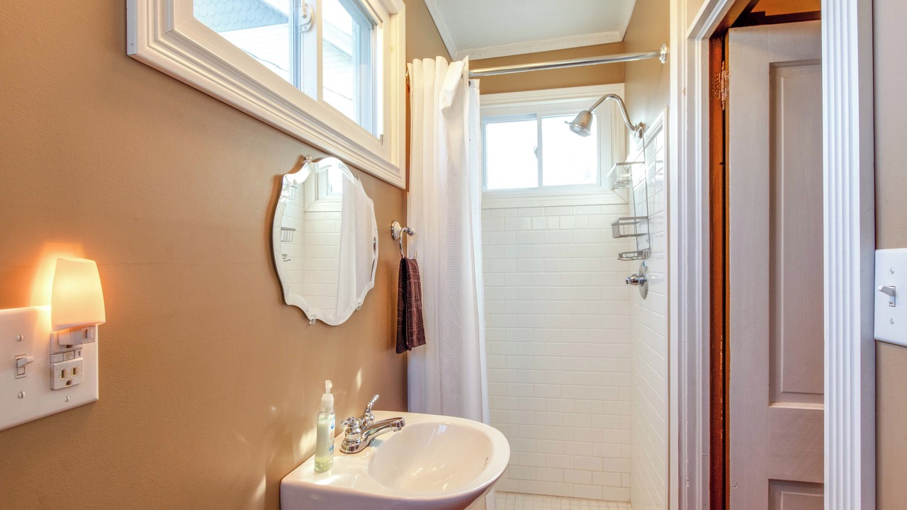 Photo of Bathroom in White Haven