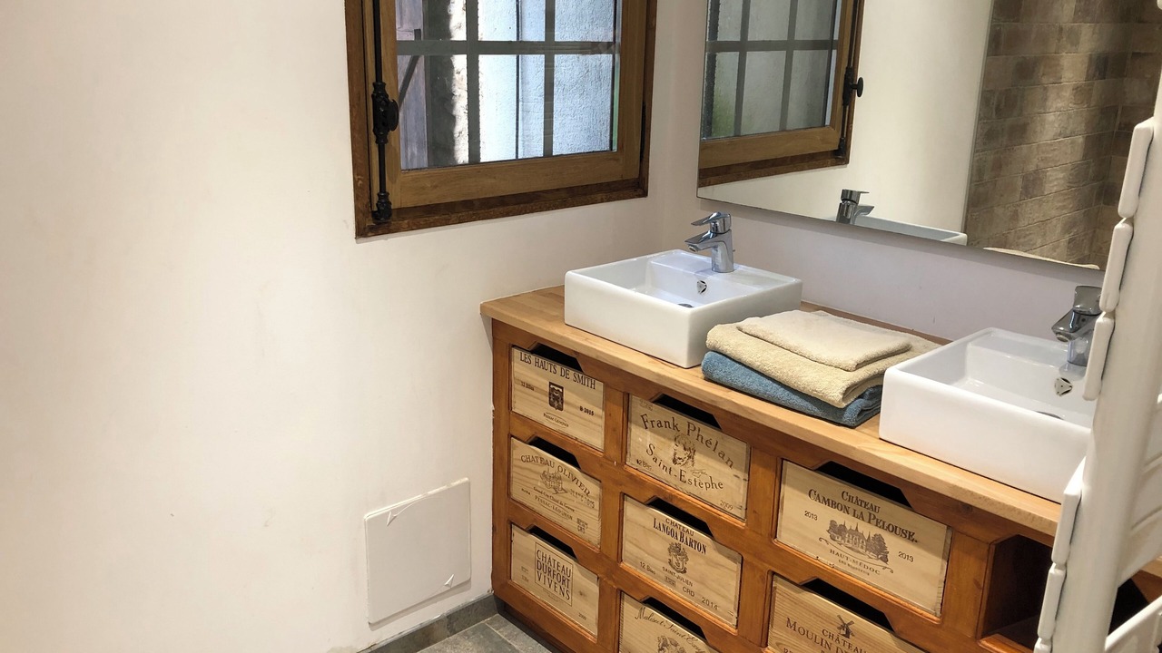 Photo of Bathroom in Nouaille-Maupertuis