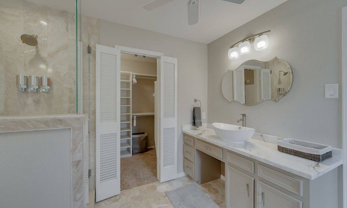 Photo of Bathroom in Buckingham