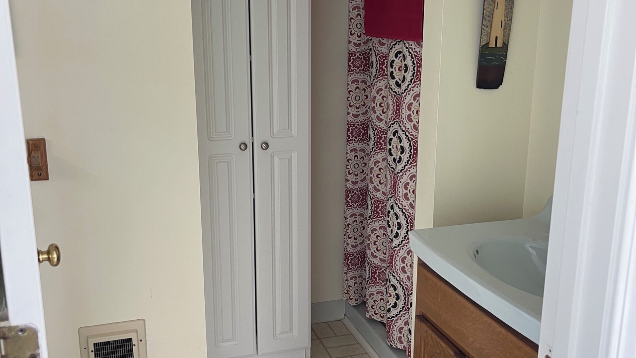 Photo of Bathroom in Peaks Island
