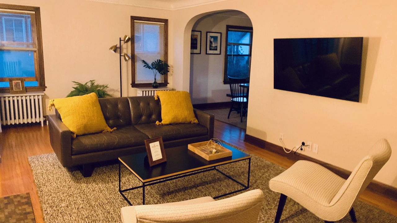 Photo of Livingroom in Fulton