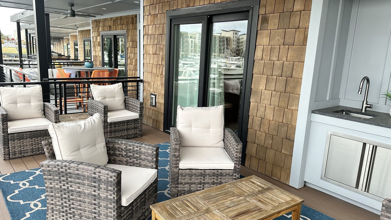 Photo of Outdoor in River District
