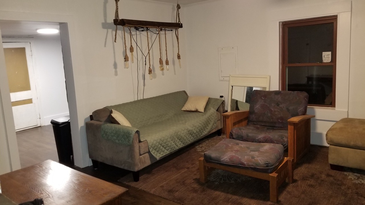 Photo of Livingroom in Brownsville