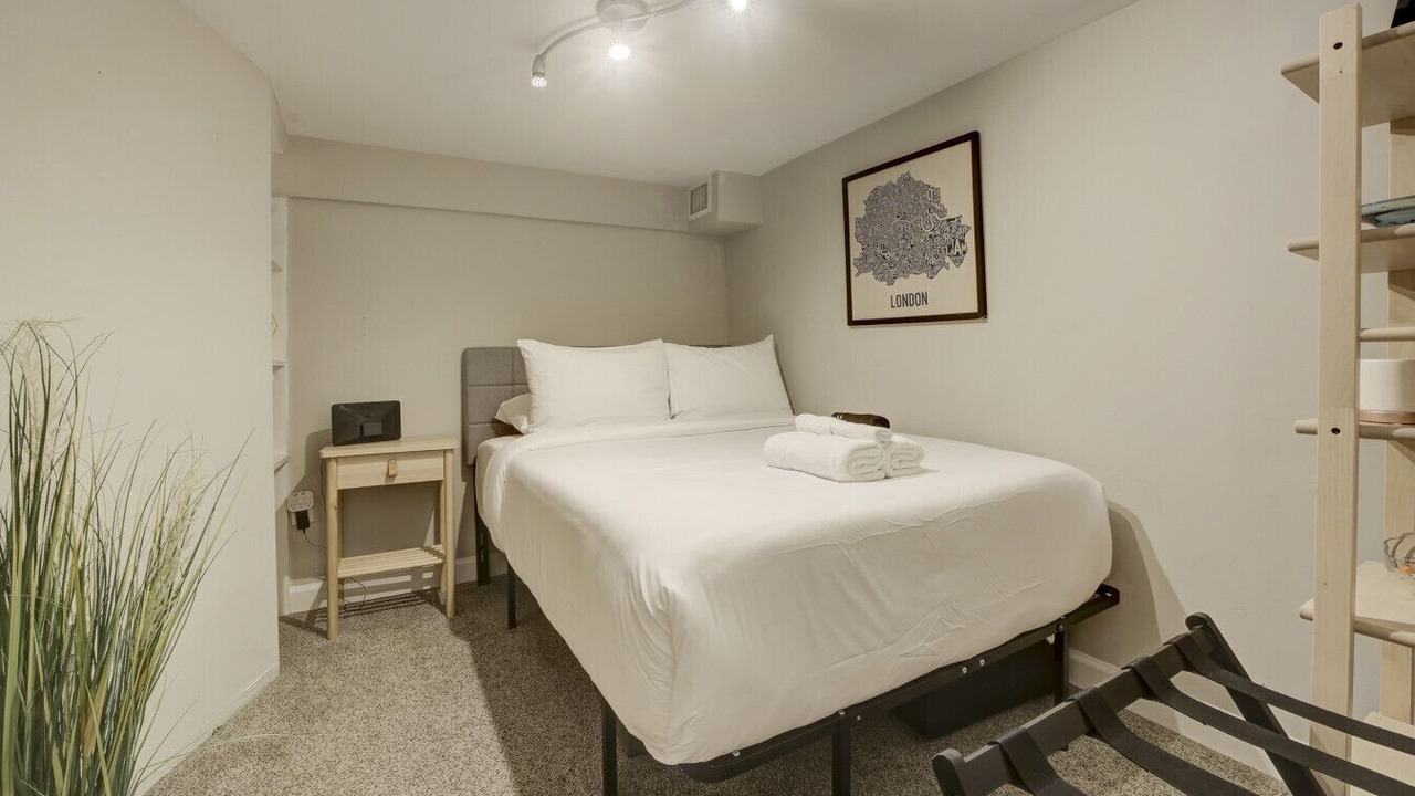 Photo of Bedroom in Eckington